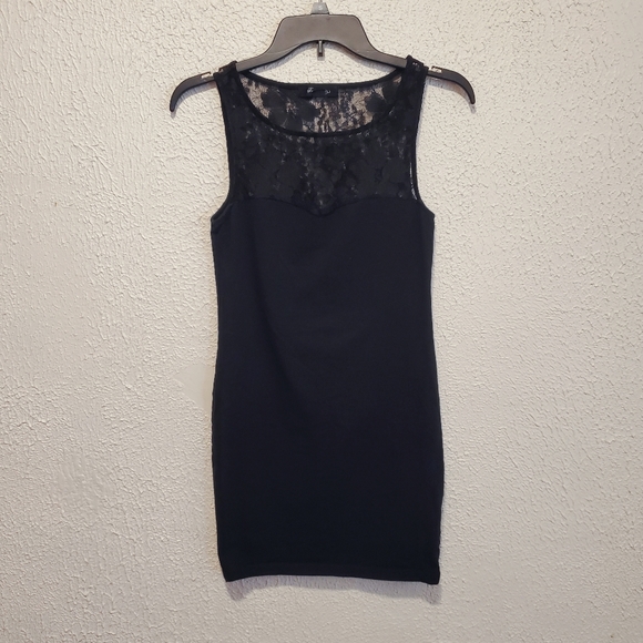 🖤 Forever 21 Black Dress. - Picture 4 of 4